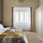 Swan Residence In The Buda Castle Area 2Br/Balcony