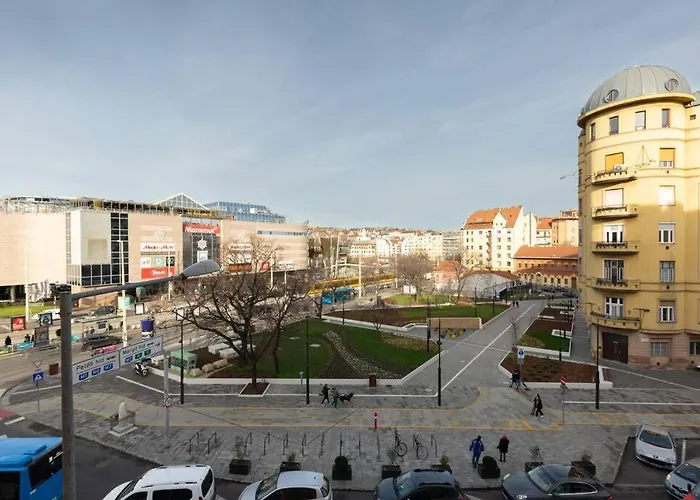 Swan Residence In The Buda Castle Area 2Br/Balcony